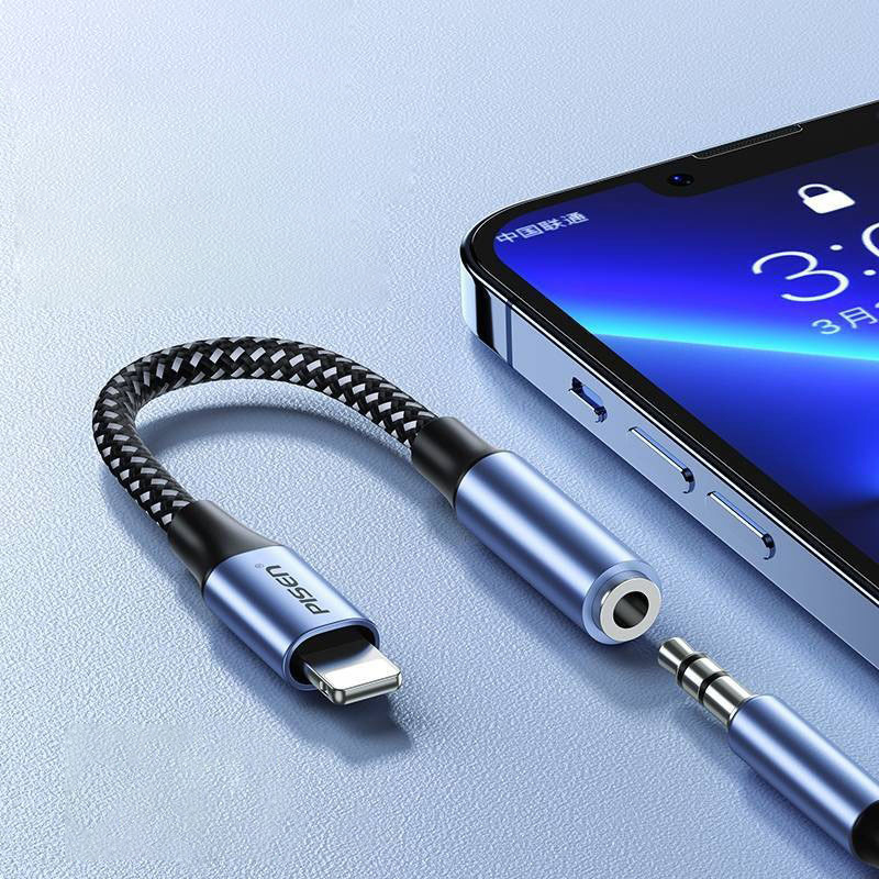 Headphone Adapter Lightning to 3.5mm Jack