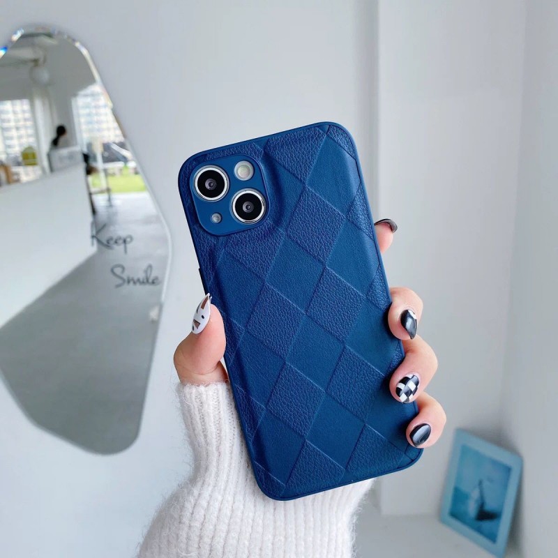 Diamond Pattern Genuine Leather Full-coverage Phone Case with Precise Cutouts