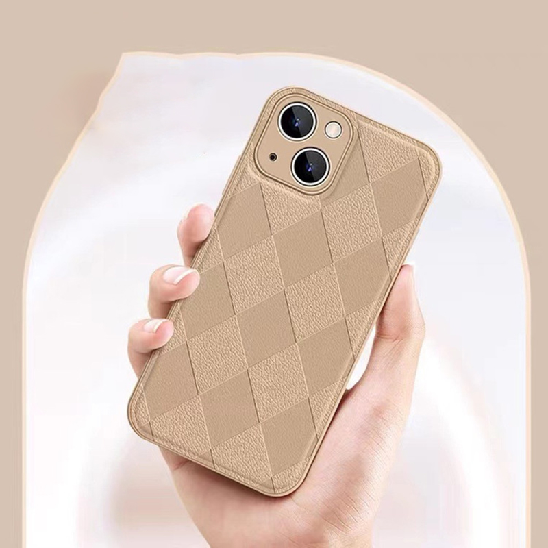 Diamond Pattern Genuine Leather Full-coverage Phone Case with Precise Cutouts