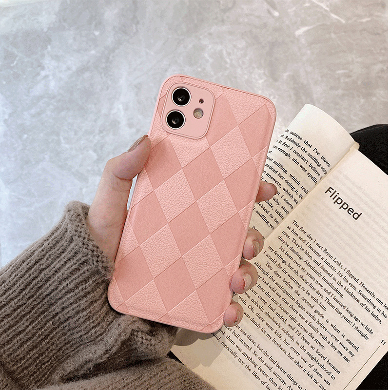 Diamond Pattern Genuine Leather Full-coverage Phone Case with Precise Cutouts