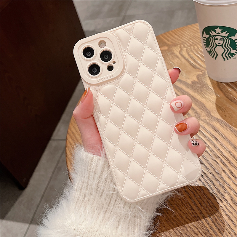 iPhone Premium Full-coverage Rhombus Silicone Protective Case