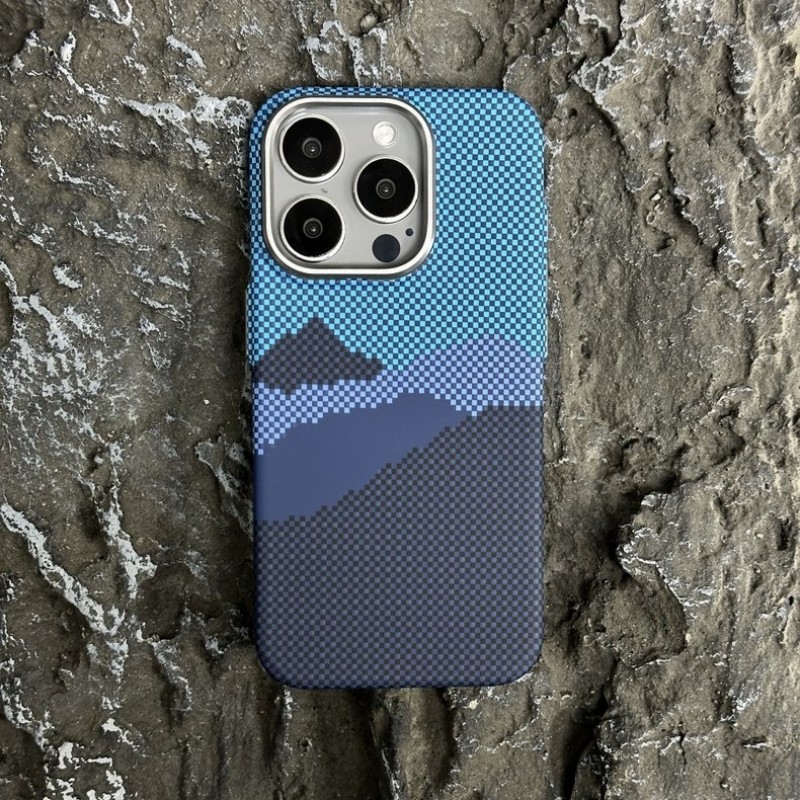 Mountain and Milky Way Magnetic Absorption Charging Carbon Fiber Texture Phone Case