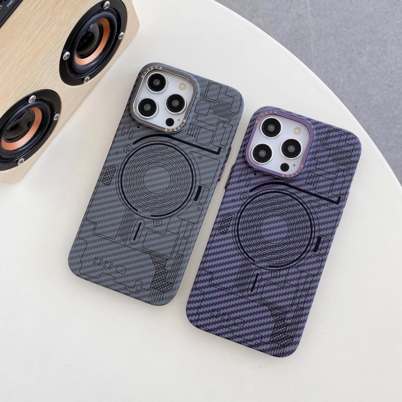 iPhone Carbon Fiber Skin-feel Creative Circuit Diagram Magnetic Charging Case